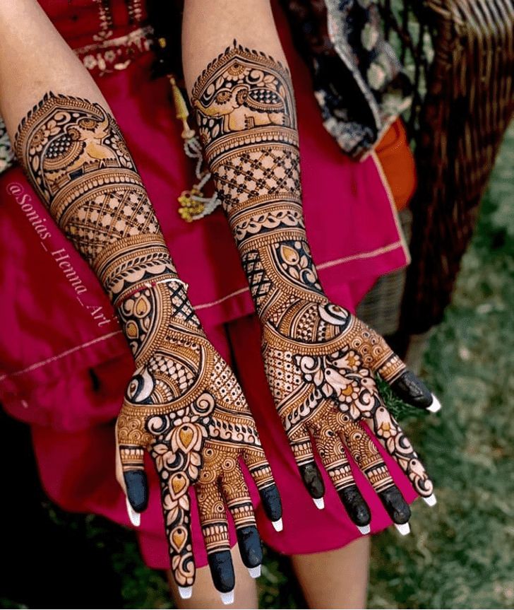 Bride full body figure work | bridal mehndi designs for full hands | Basic mehndi  designs, Mehndi designs, Bridal mehndi designs
